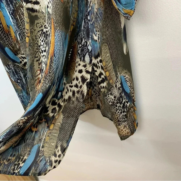 Avenue Blouse‎ Woman 18/20 Button Up Colorful Tropical Feathers Tunic Roll Tab - Picture 5 of 15